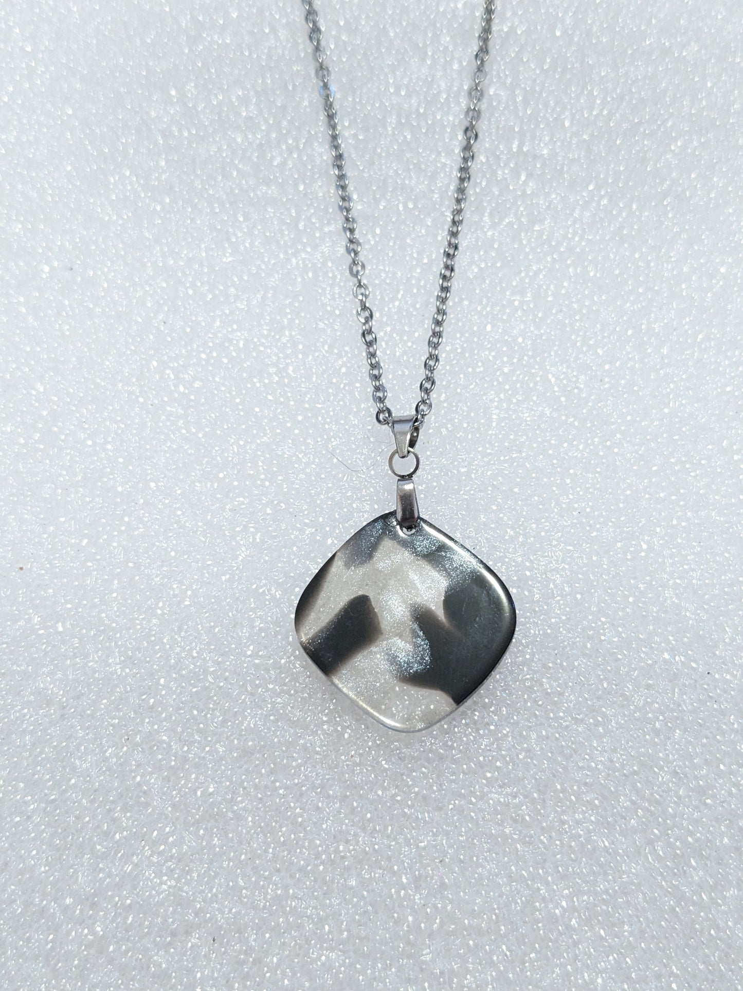 Beautiful simple sweater necklace