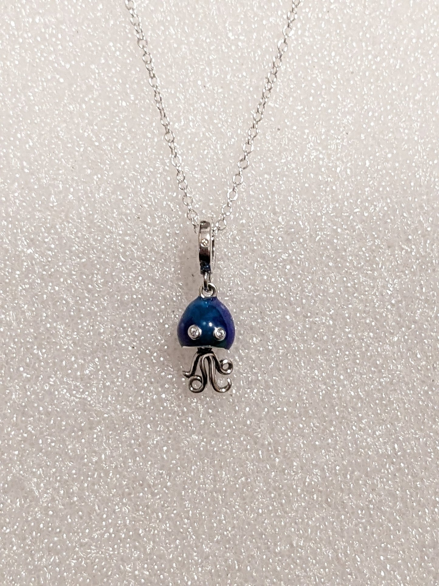 Jellyfish necklace