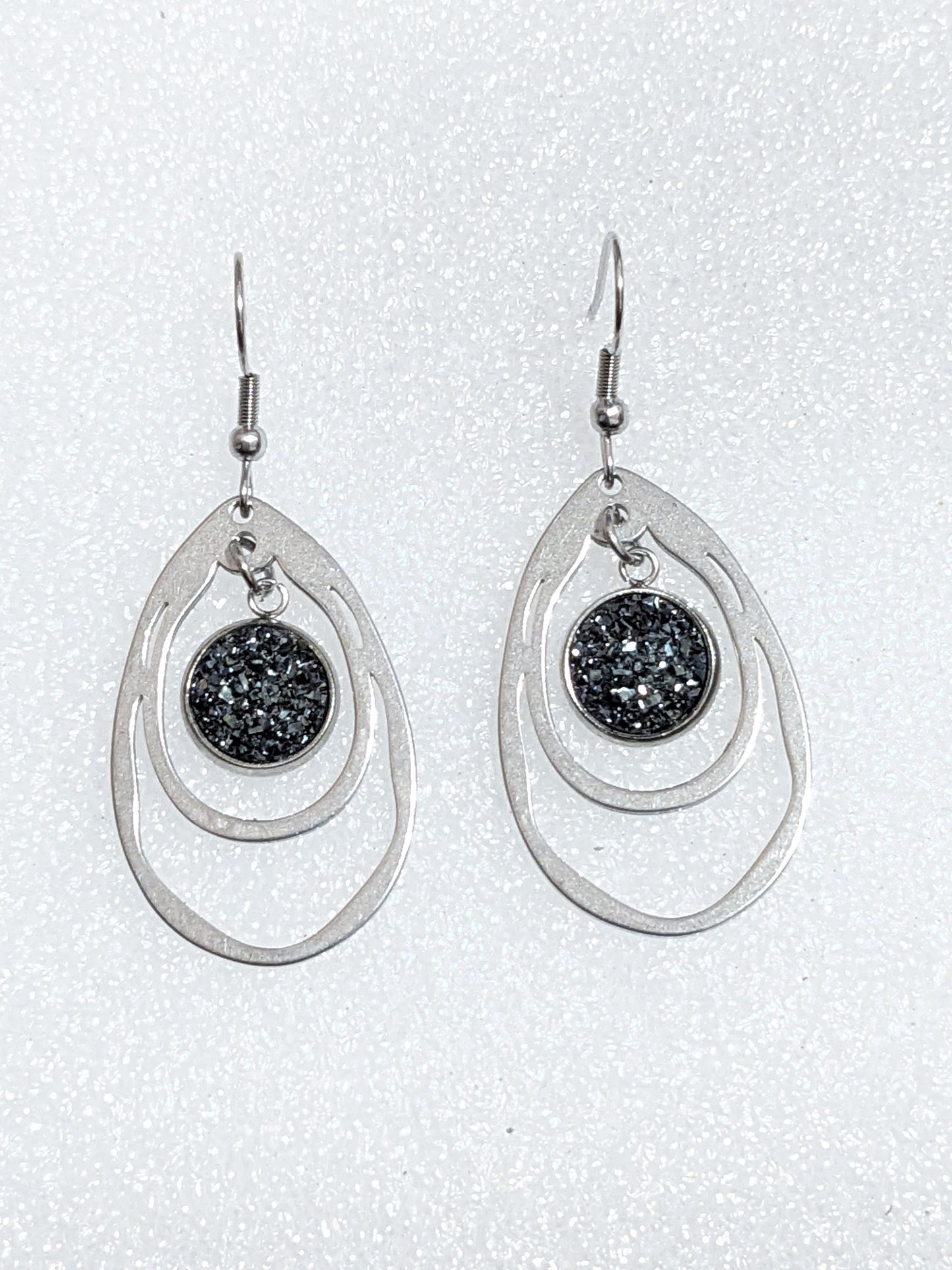 Druzy dangle earrings