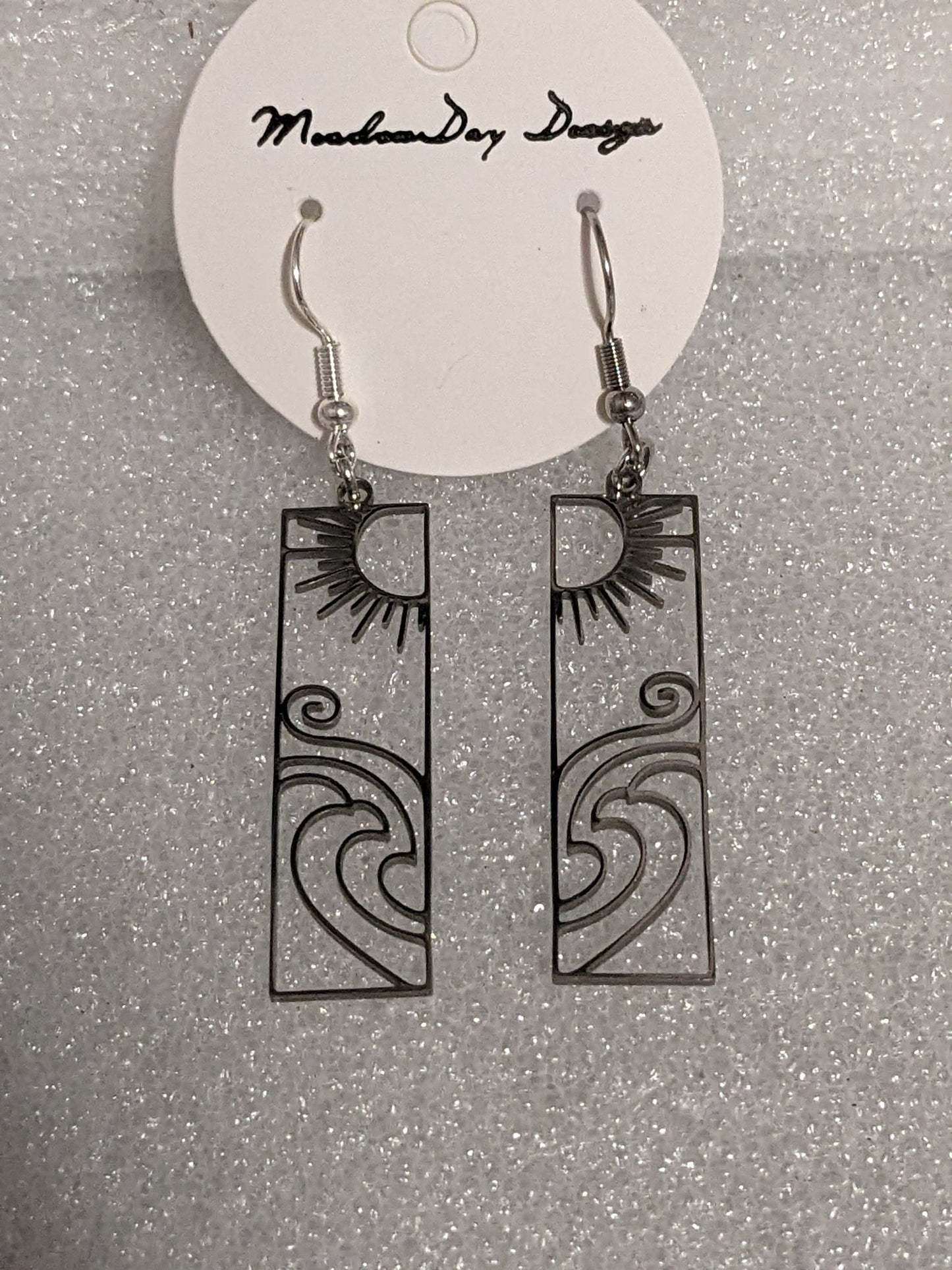 Sun and waves earrings