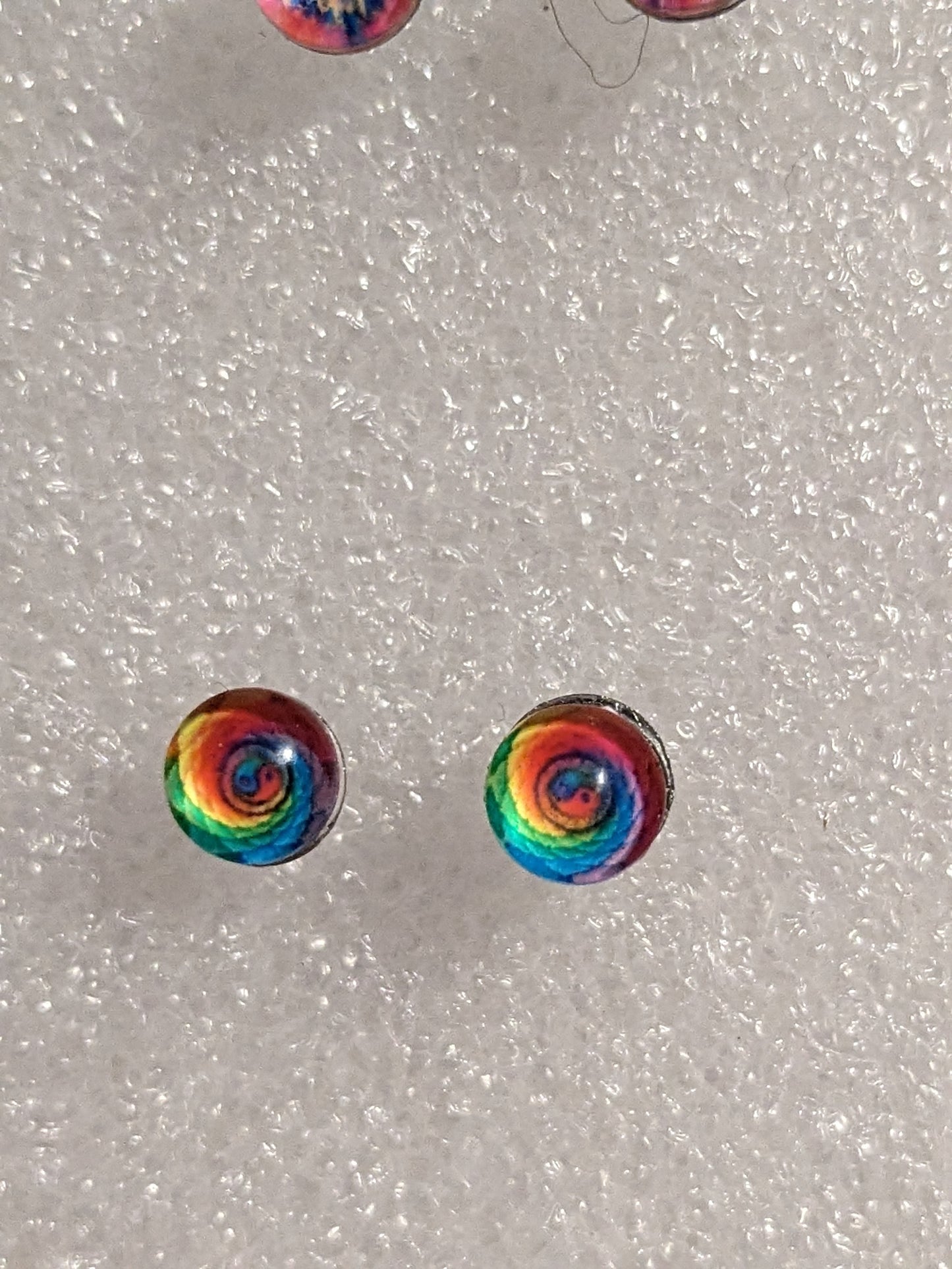 4mm glass cobonch earrings