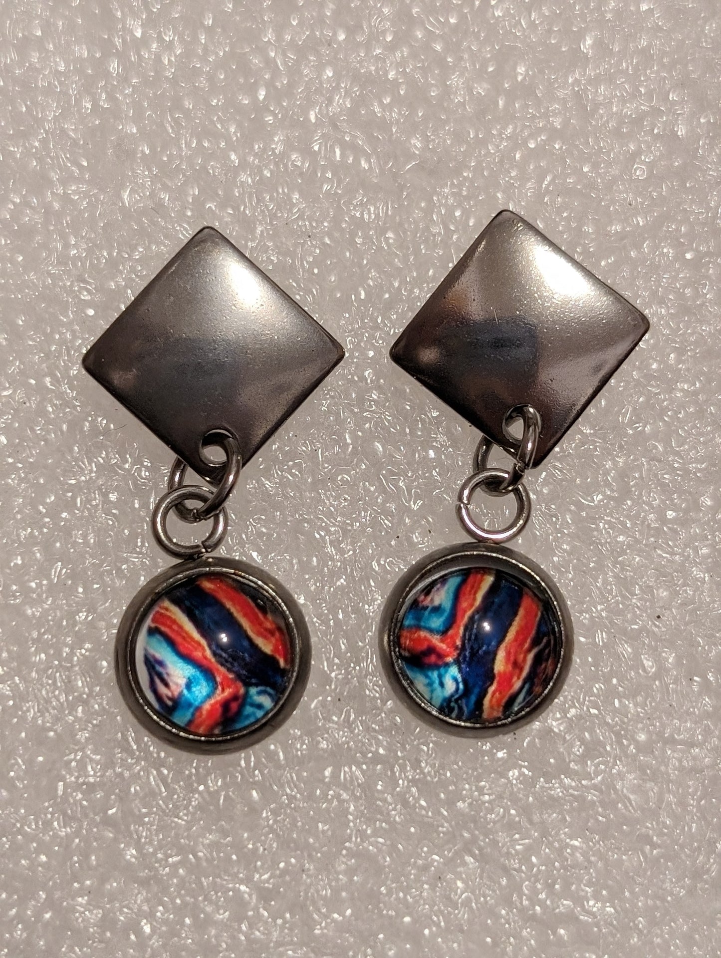 6mm Glass cobonch earrings