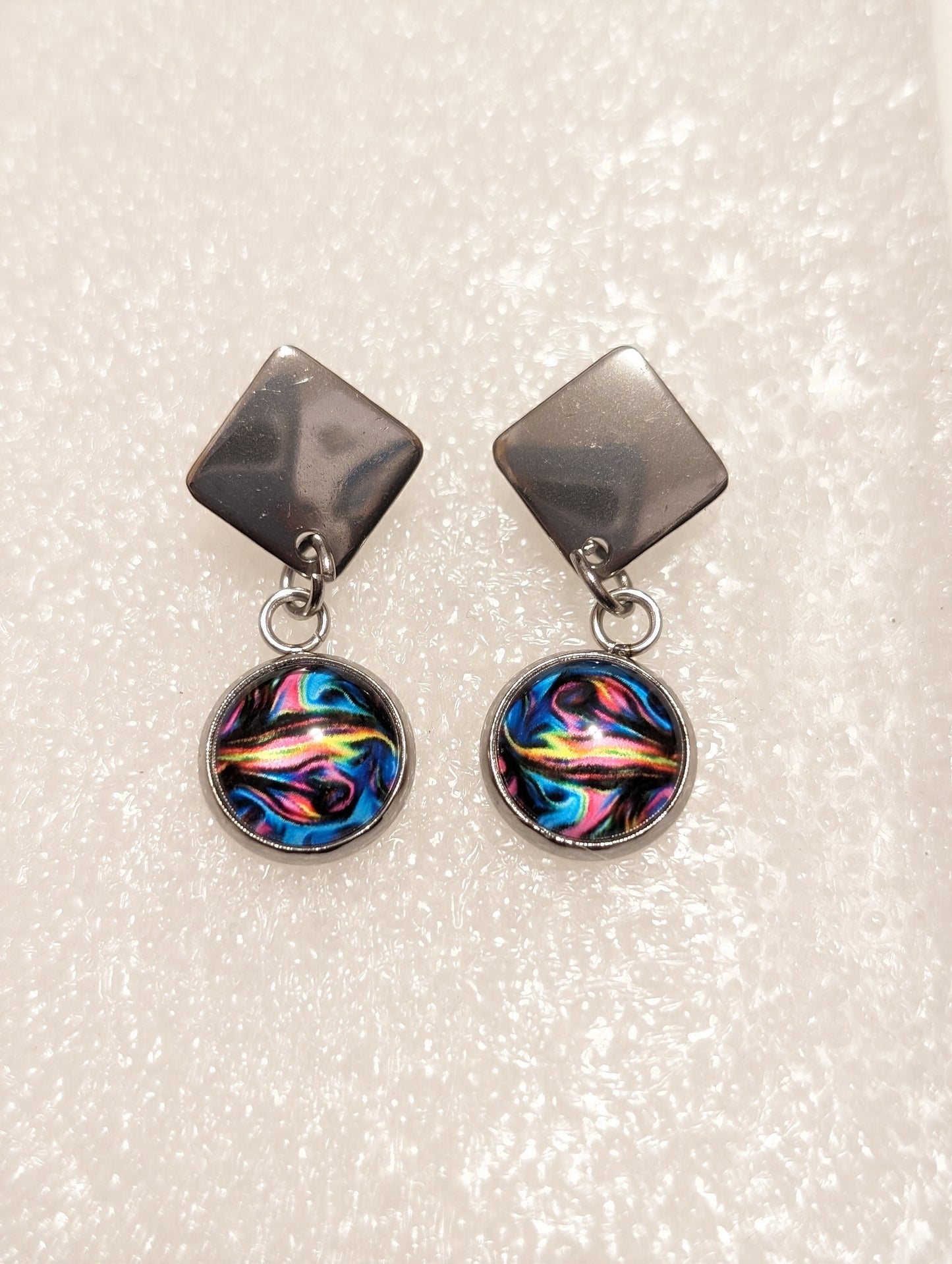 6 mm glass cobonch earrings