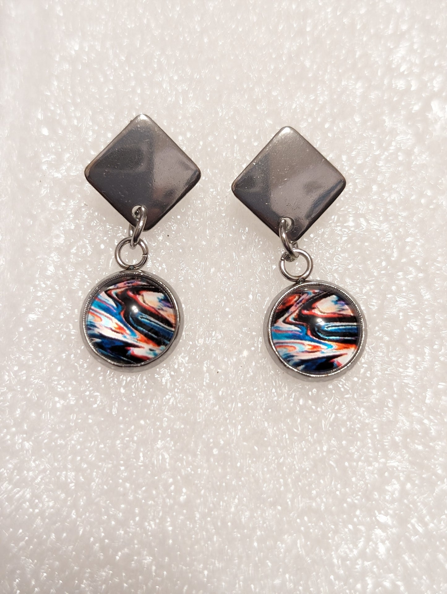 6 mm glass cobonch earrings