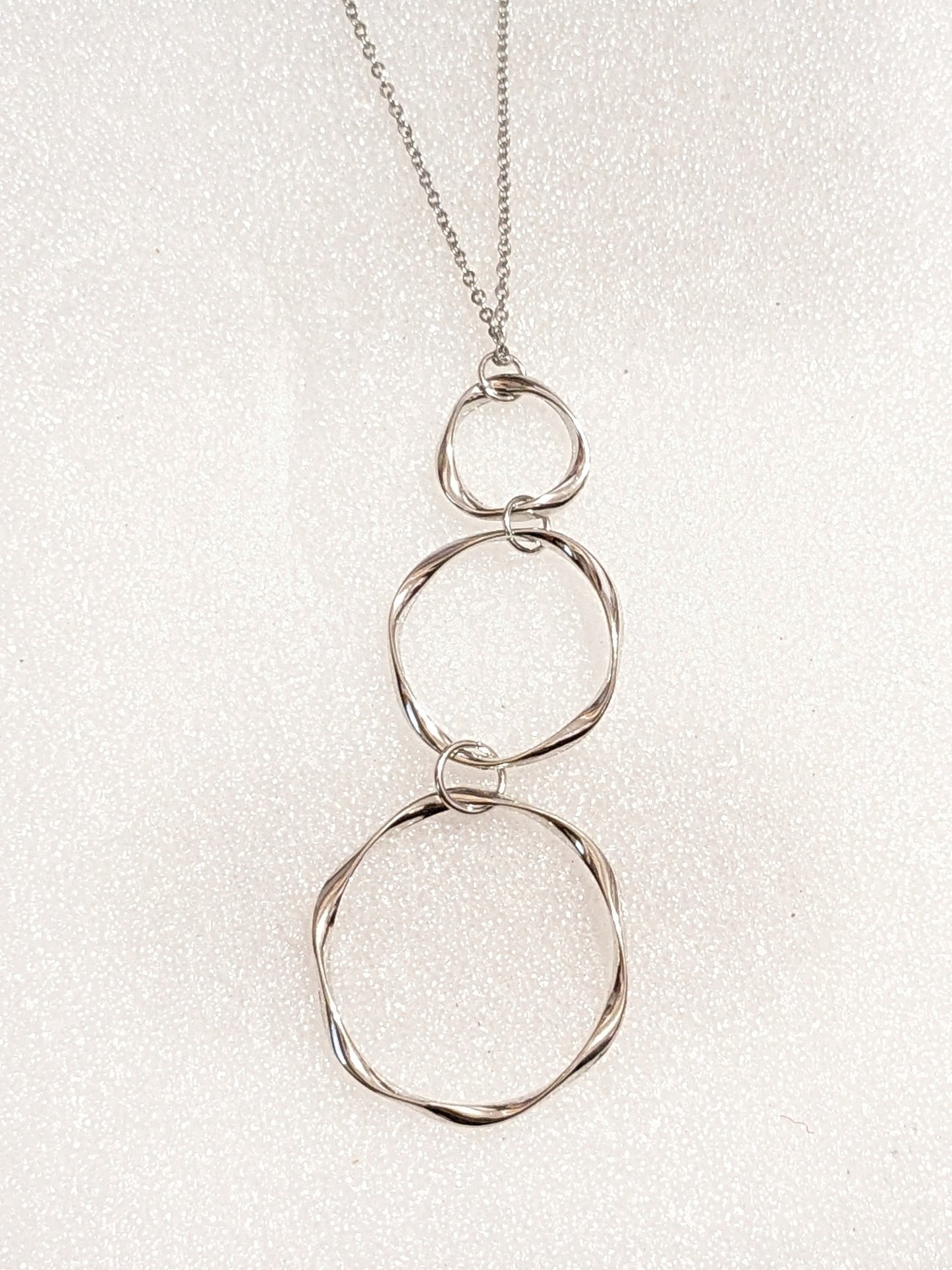 Stainless steel 3 tier hoop necklace