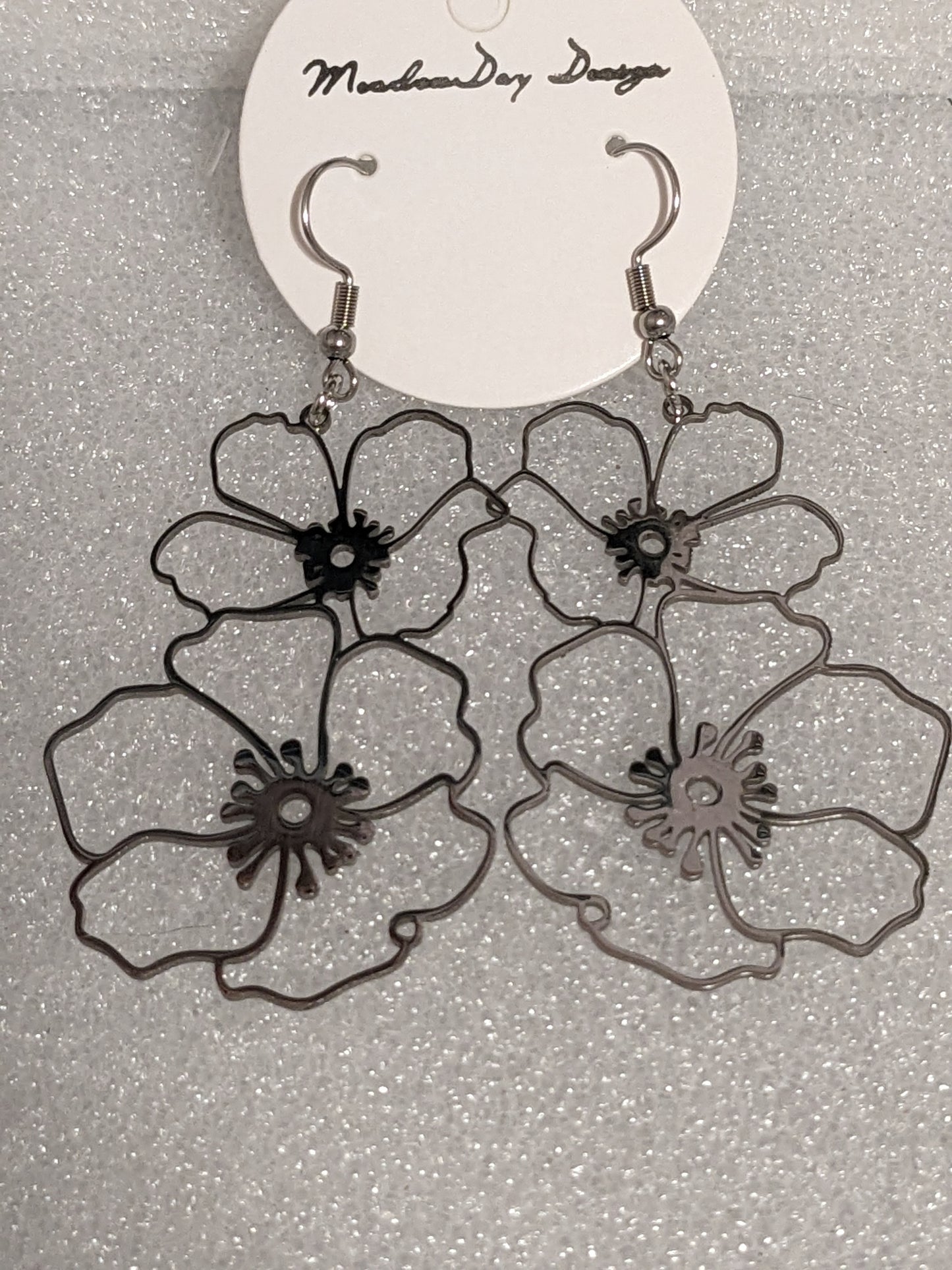 Beautiful SS flower earrings