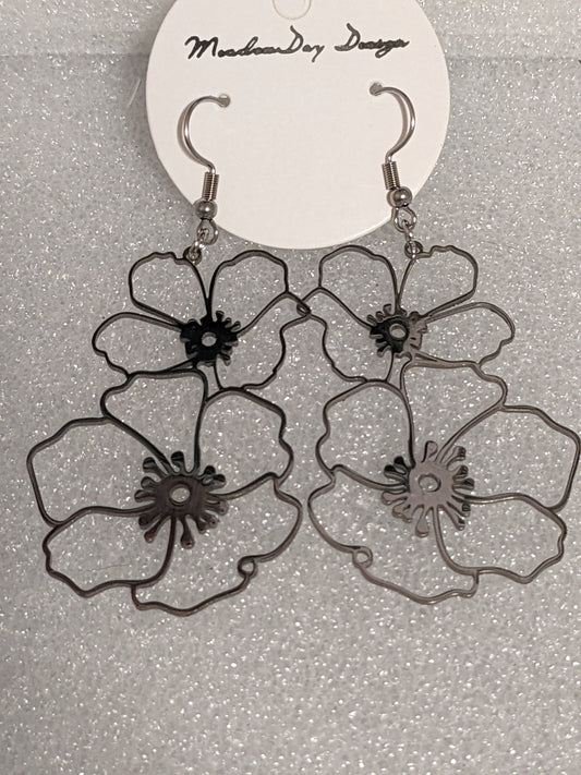 Beautiful SS flower earrings