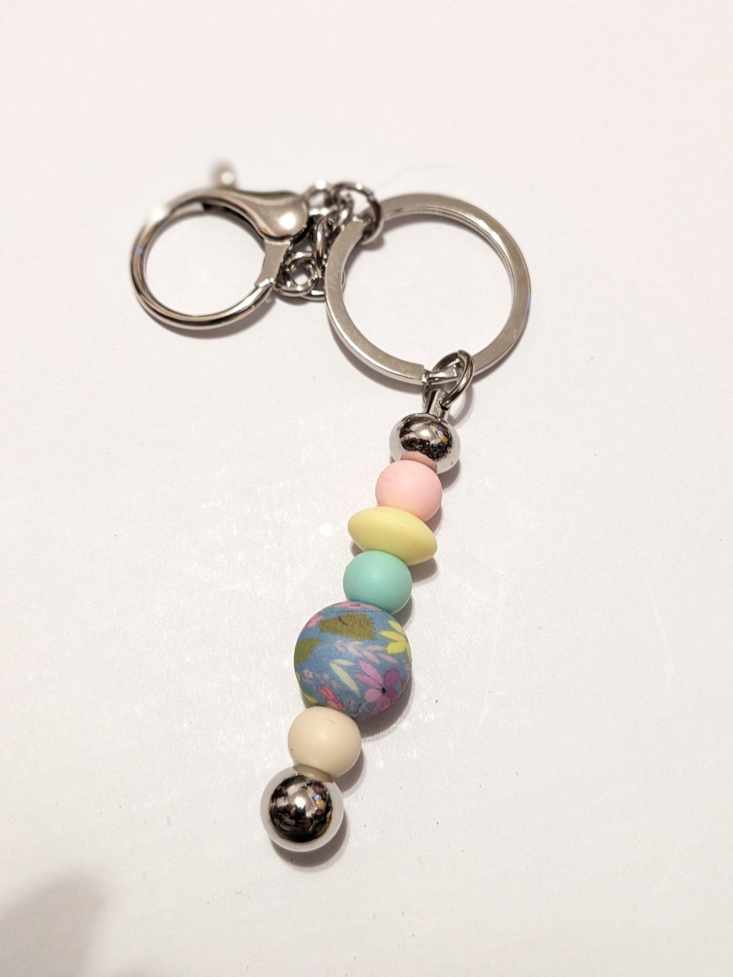 Silicon bead keychain