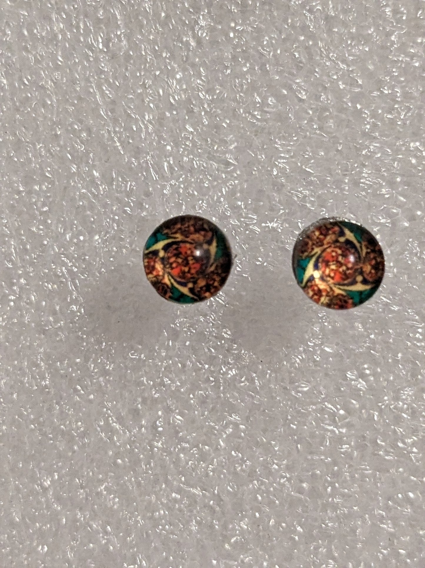 4mm glass cobonch earrings