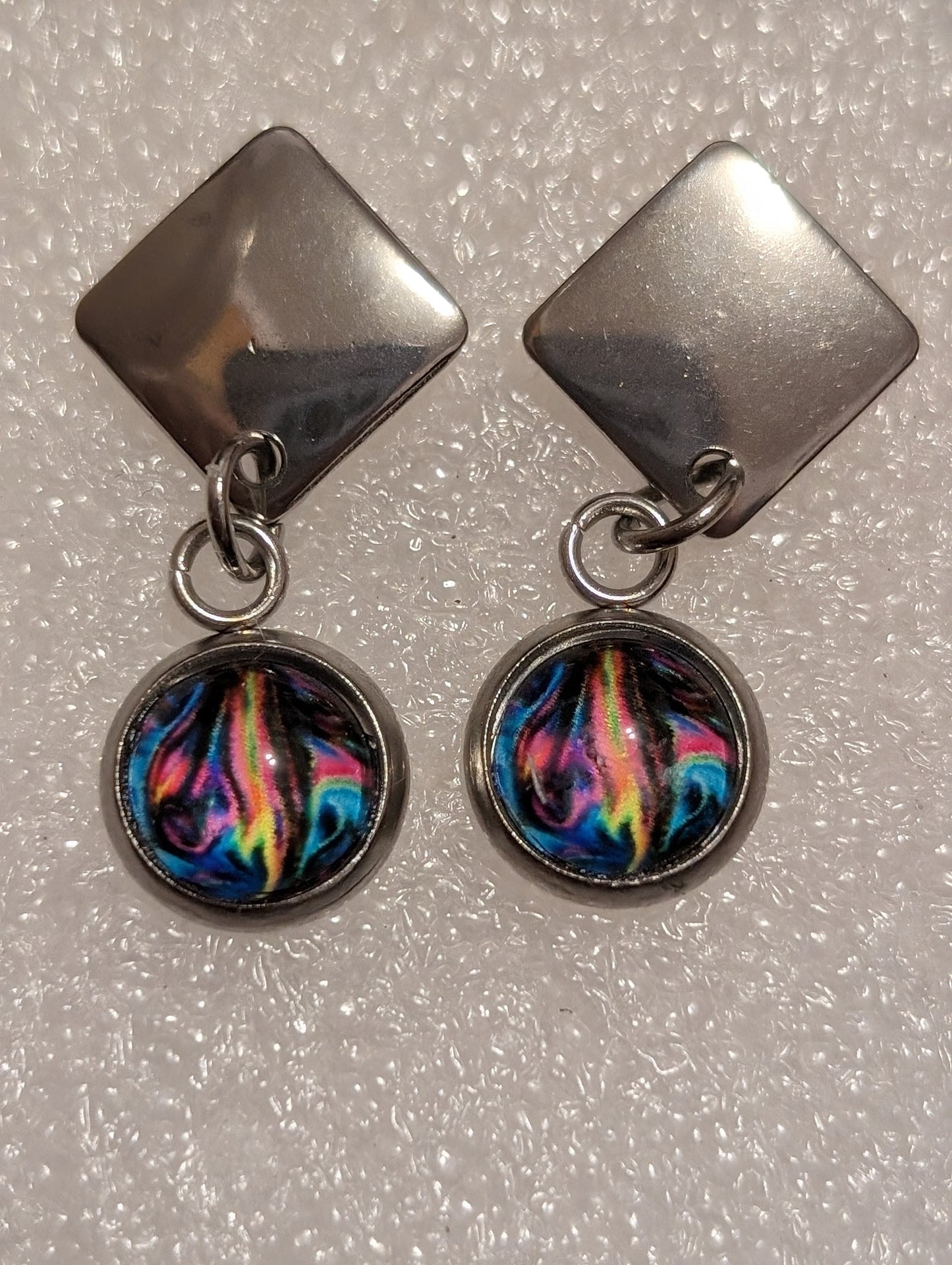 6mm Glass cobonch earrings