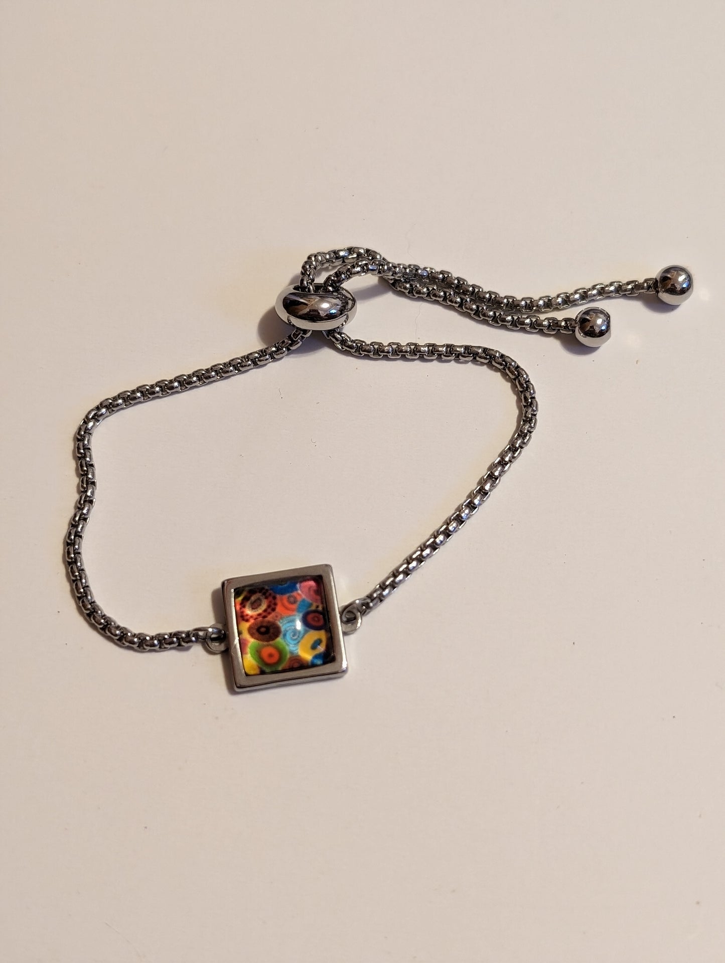 Adjustable glass Cabonch bracelets